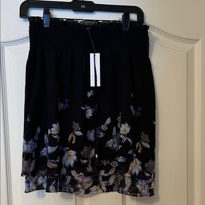 White House Black Market Black and Blue Floral Mini Skirt size small